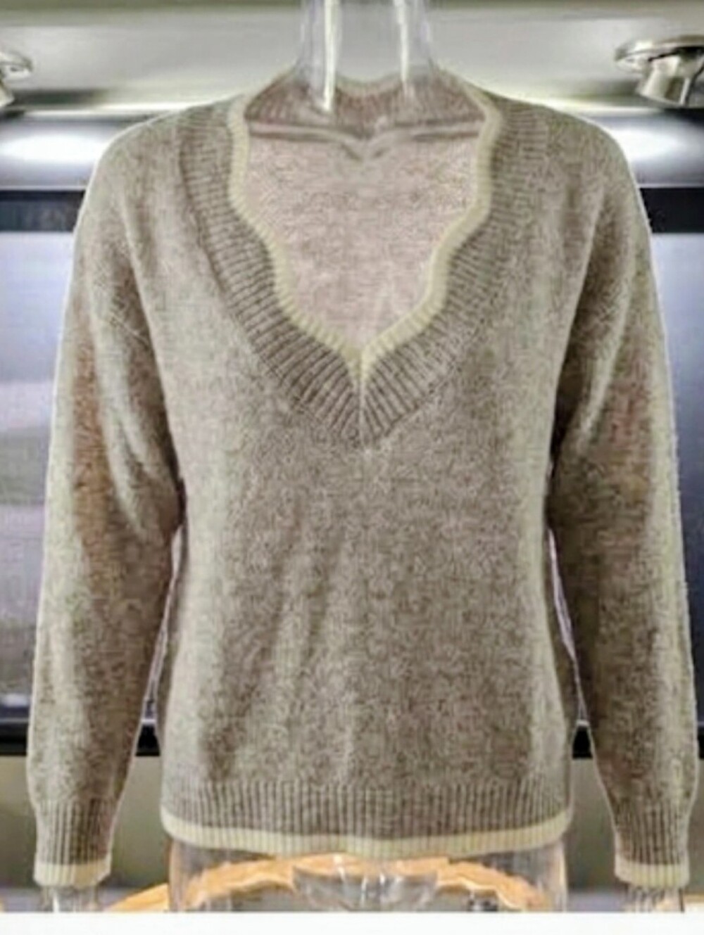 Chic V-Neck Sweater in Soft Gray
